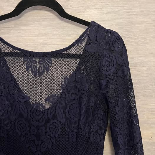City Vibe Navy Blue Long Sleeve Lace Top Fit & Flare Dress Size 7 Like New