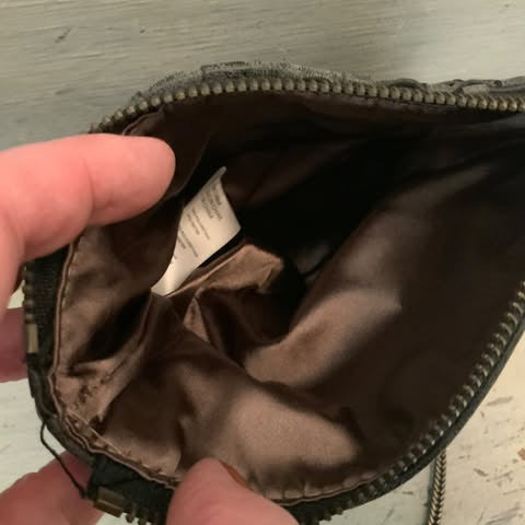 Woven Grey Faux Leather Small Night Out Crossbody Bag Purse Like New