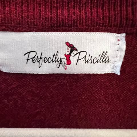 Perfectly Priscilla Burgundy White Stripe Soft Light Weight Sweater Size 3X Good Condition