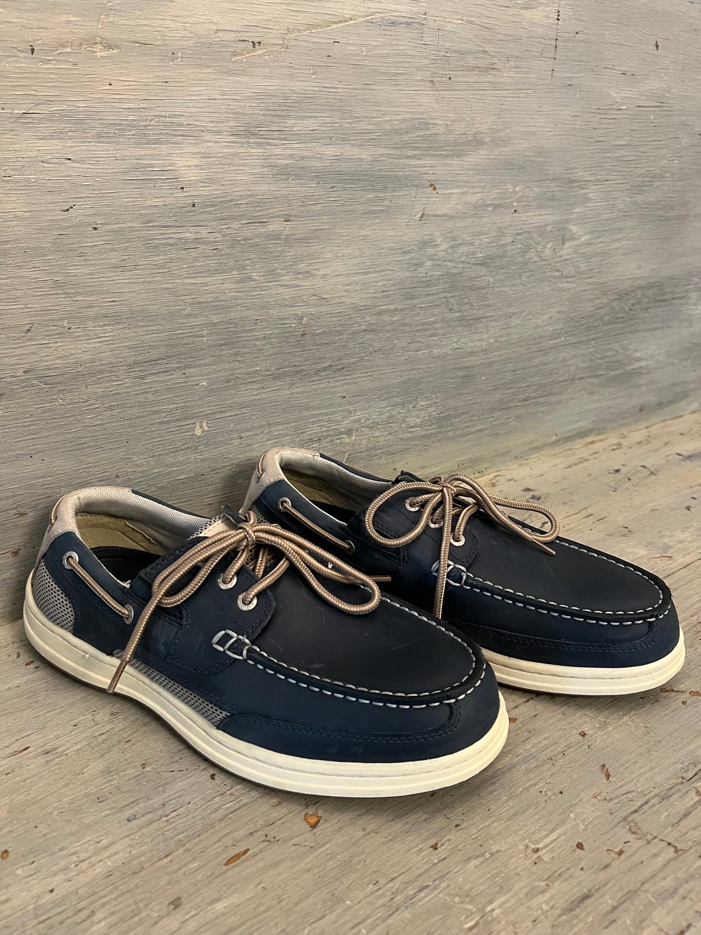 Dockers Men’s Beacon Genuine Leather Navy Blue Lace Up Loafer Boat Shoes 9.5 Like New