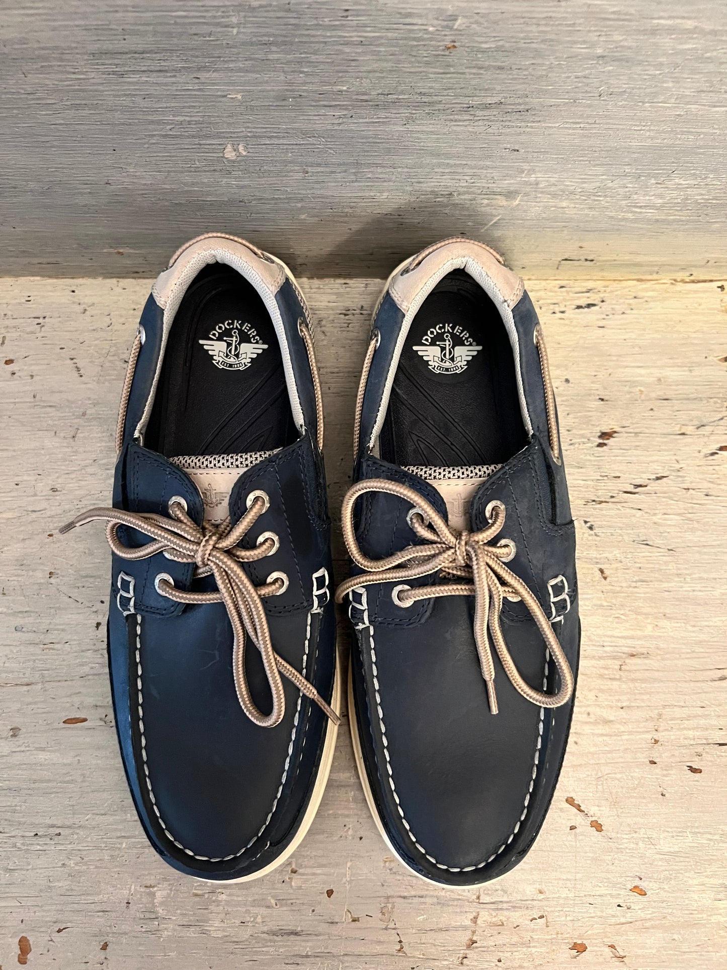 Dockers Men’s Beacon Genuine Leather Navy Blue Lace Up Loafer Boat Shoes 9.5 Like New