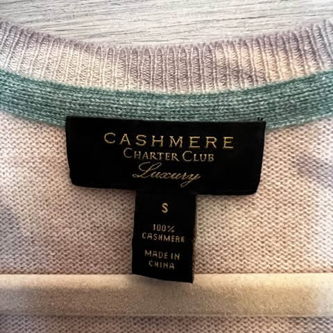 Cashmere Charter Club Luxury Lightweight Camo Print Cashmere Sweater Size Small Good Condition
