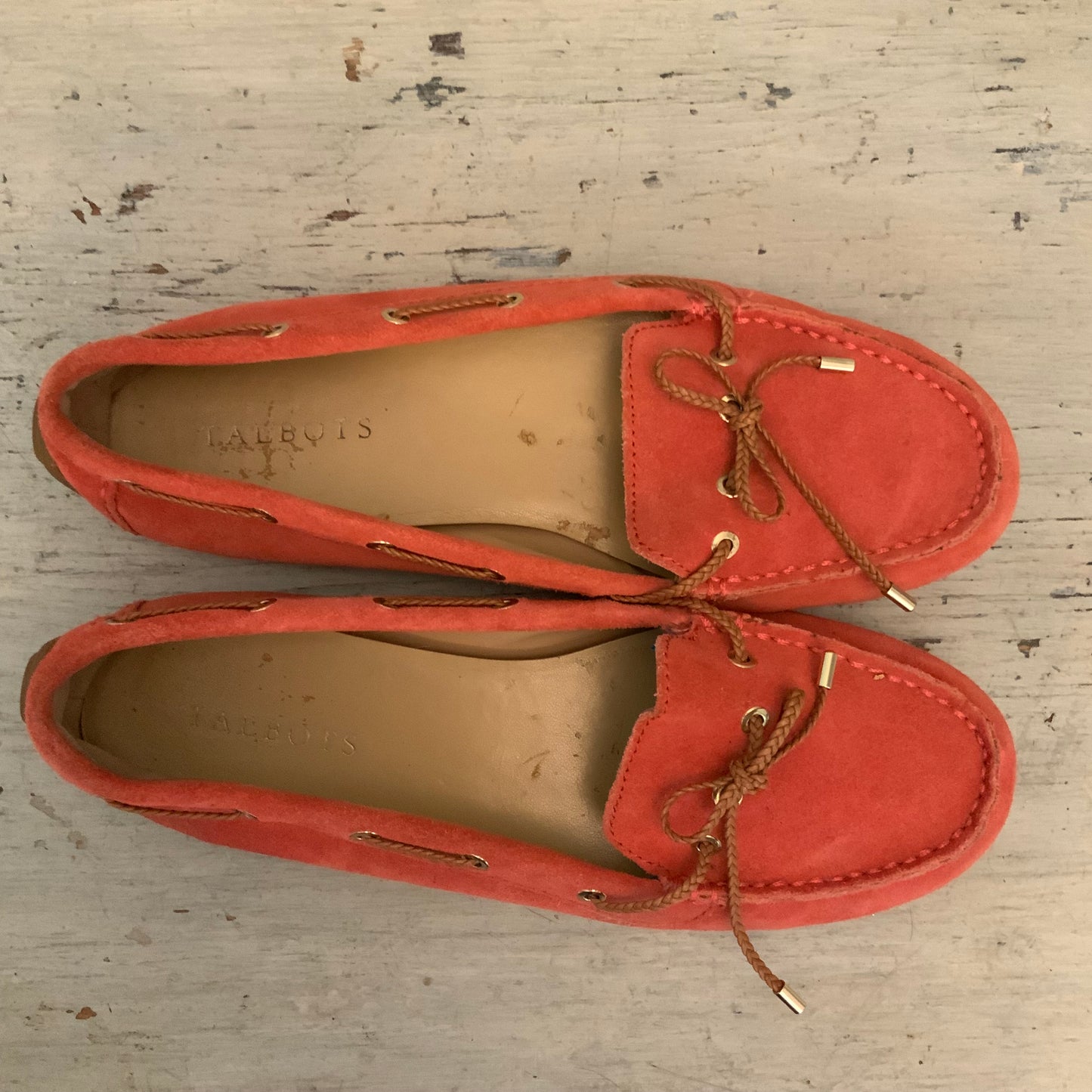 Talbots Suede Leather Coral Moccasin Style Flat Slip On Loafer Shoes Size 8 Good Condition