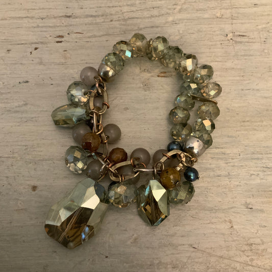 Chunky Earth Toned Multistrand Faceted Cluster Beaded Stretch Charm Bracelet 3" Diameter Good Condition