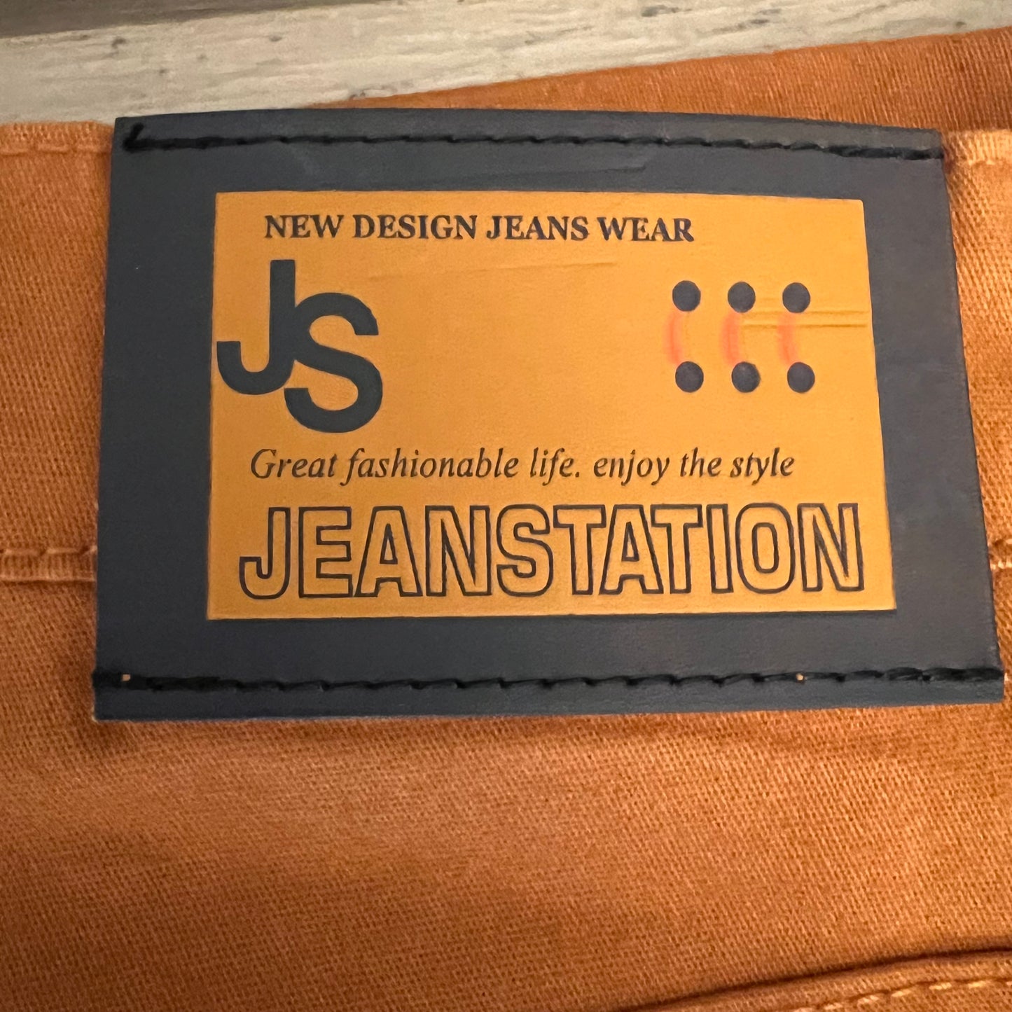 Jeanstation Camel Flat Front Chino Shorts Size 38 New with Tag