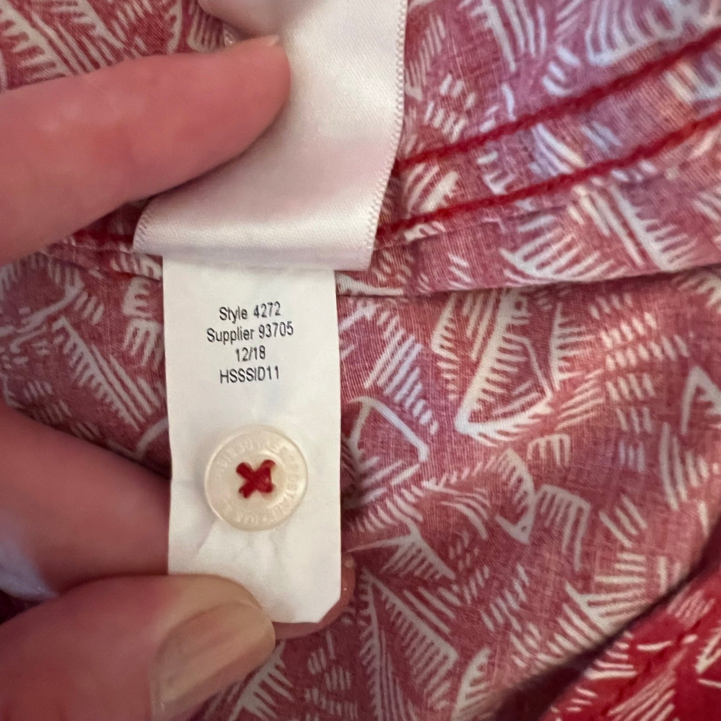 Aeropostale 100% Cotton Red Abstract Print Short Sleeve Button Down Shirt XL Good Condition