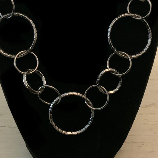 RJ Graziano Gunmetal Linked Circle Chain Necklace Like New
