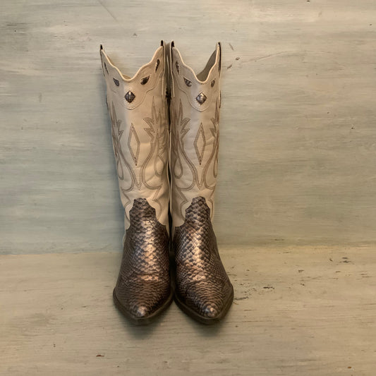 Reba by Justin Faux Tan Leather Bronze Snake Skin Cowgirl Boots Size 6.5 Good Condition