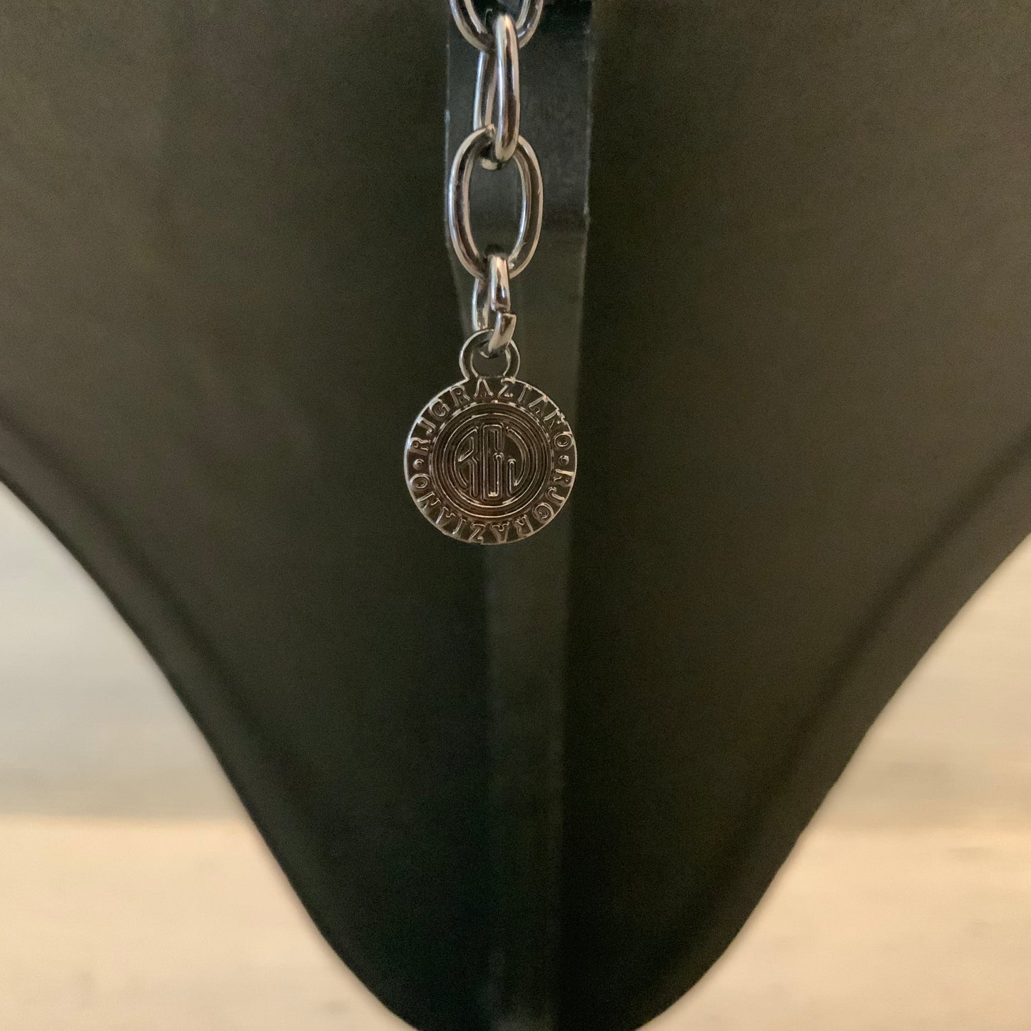 RJ Graziano Gunmetal Linked Circle Chain Necklace Like New