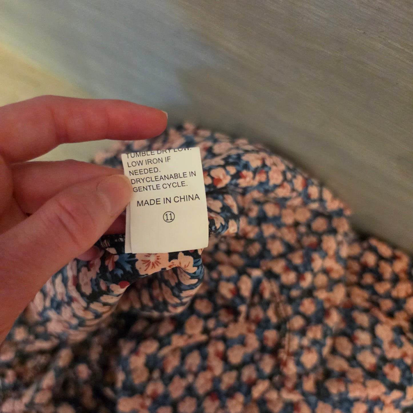 Pretty Garden Multicolor Ditsy Floral Print One Shoulder Mini Dress Size Medium Good Condition