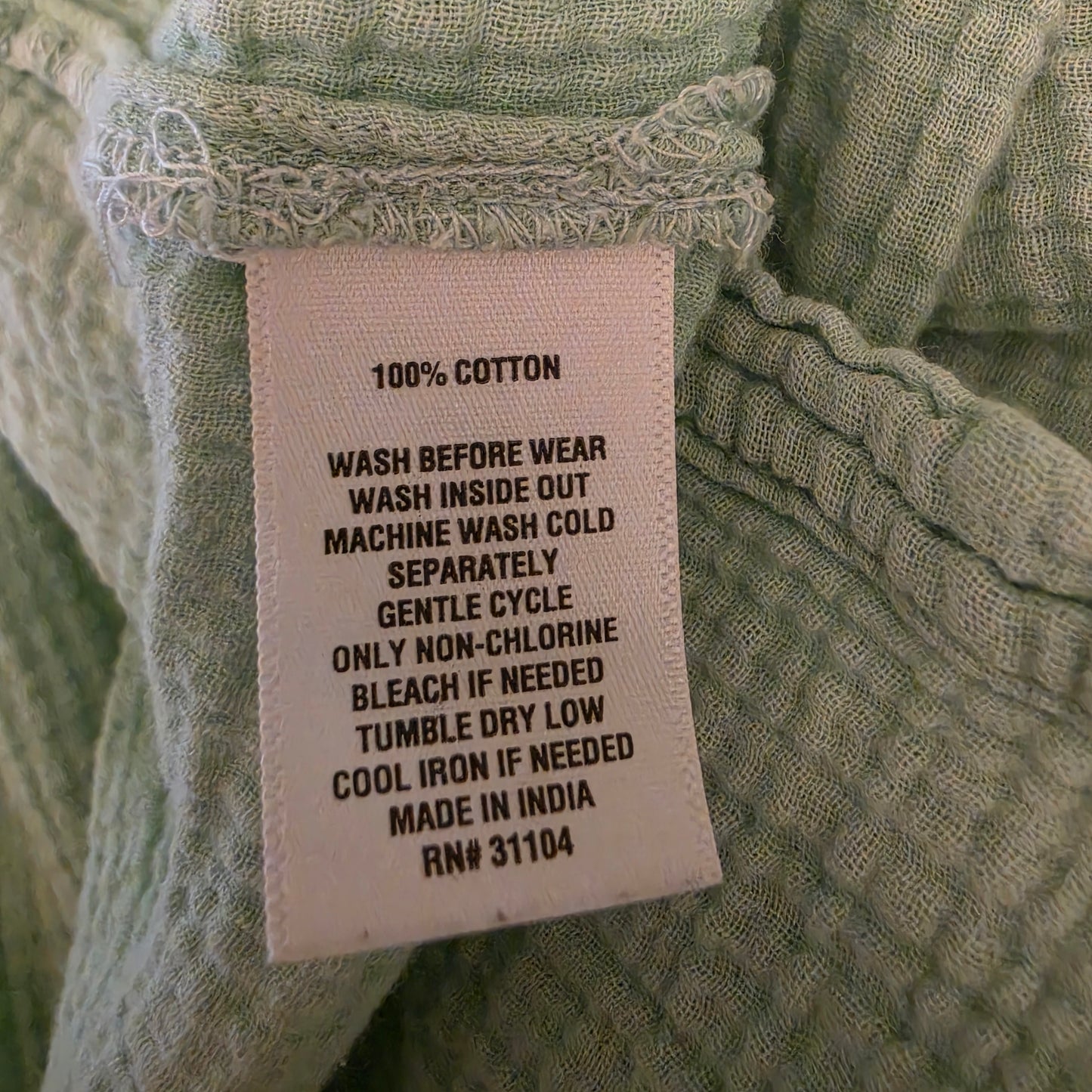 Wonderly 100% Cotton Sage Green Muslin Vneck High Low Blouse Size Medium Good Condition