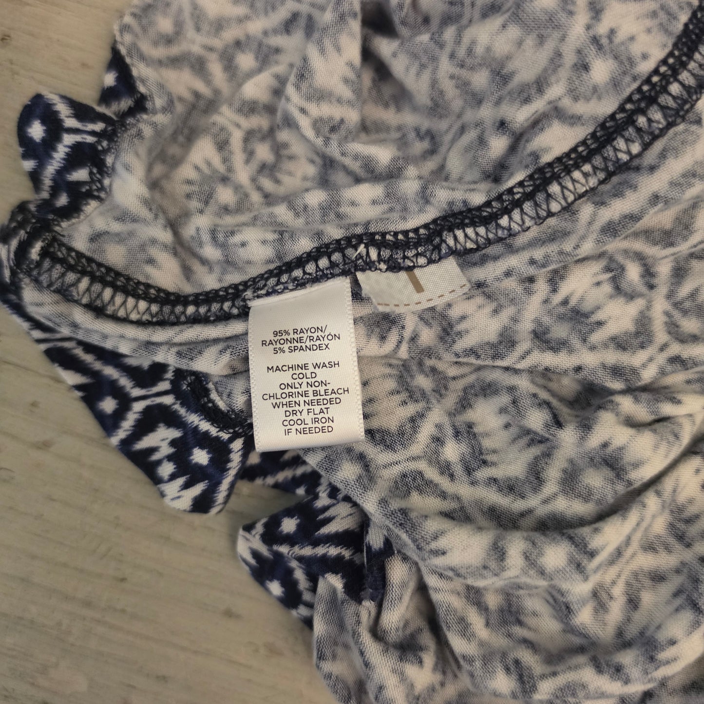 Loft Abstract Geometric Print Scoop Neck Sleeveless Hi/Low Mini Dress Size Medium Good Condition
