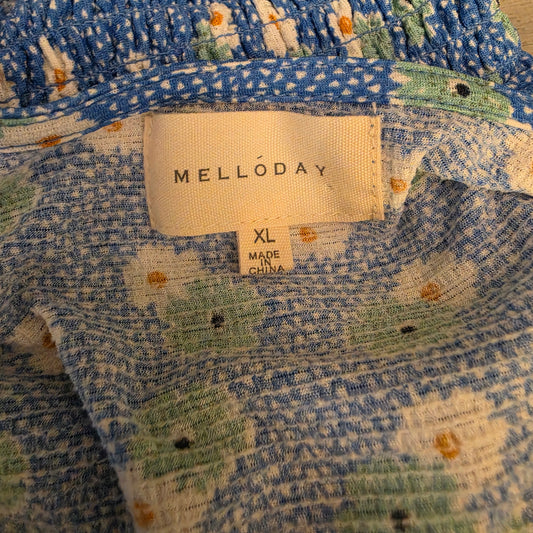 Melloday Sky Blue White Green Daisy Print Vneck Blouse Size XL Good Condition