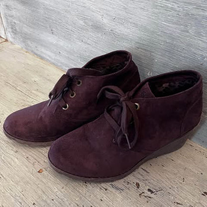 BOBS from Sketchers Memory Foam Brown Faux Suede Wedge Ankle Boot Booties Size 9.5 Good Condition