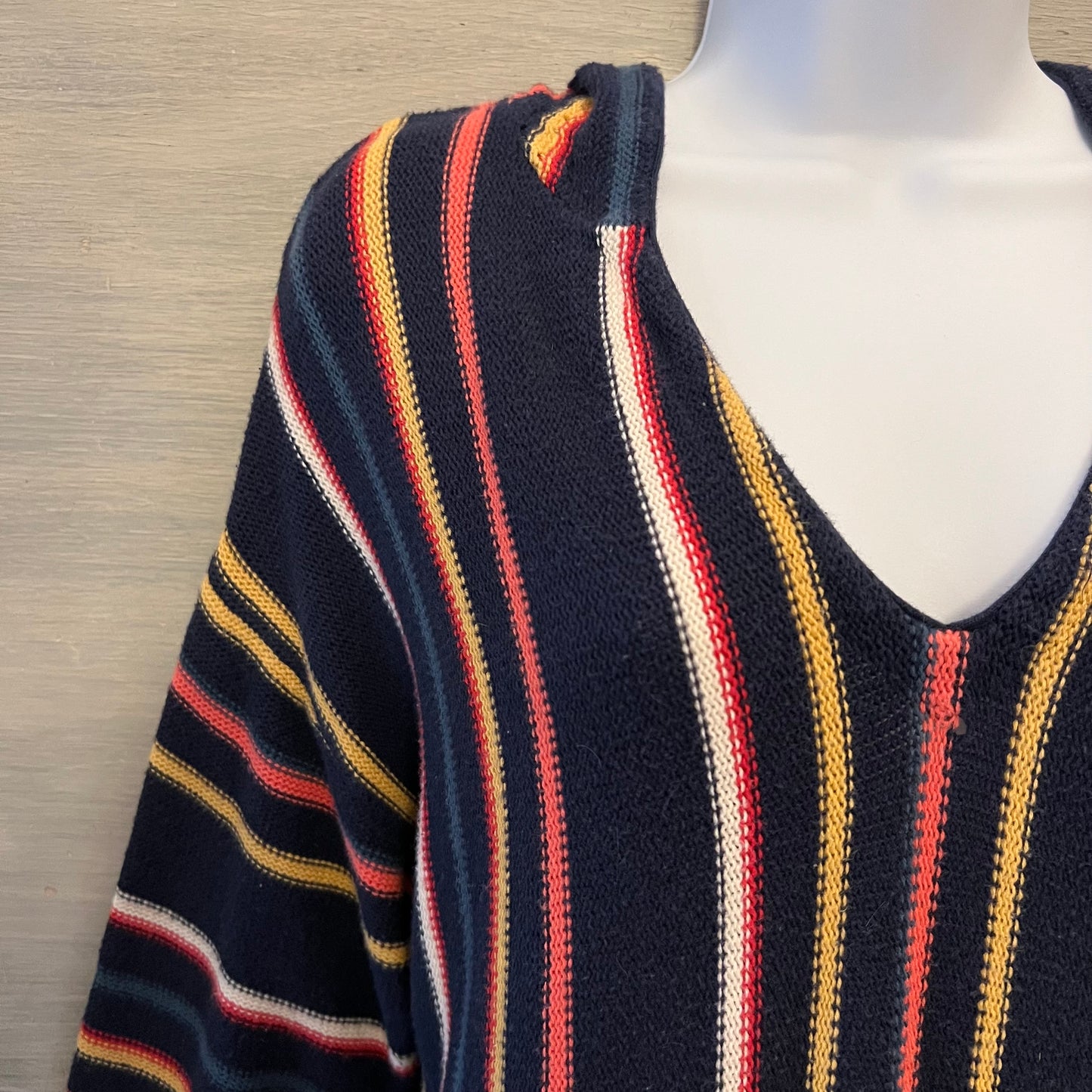 Natural Reflections 100% Cotton Stripe Oversized Hoodie Sweater Size Medium Good Condition