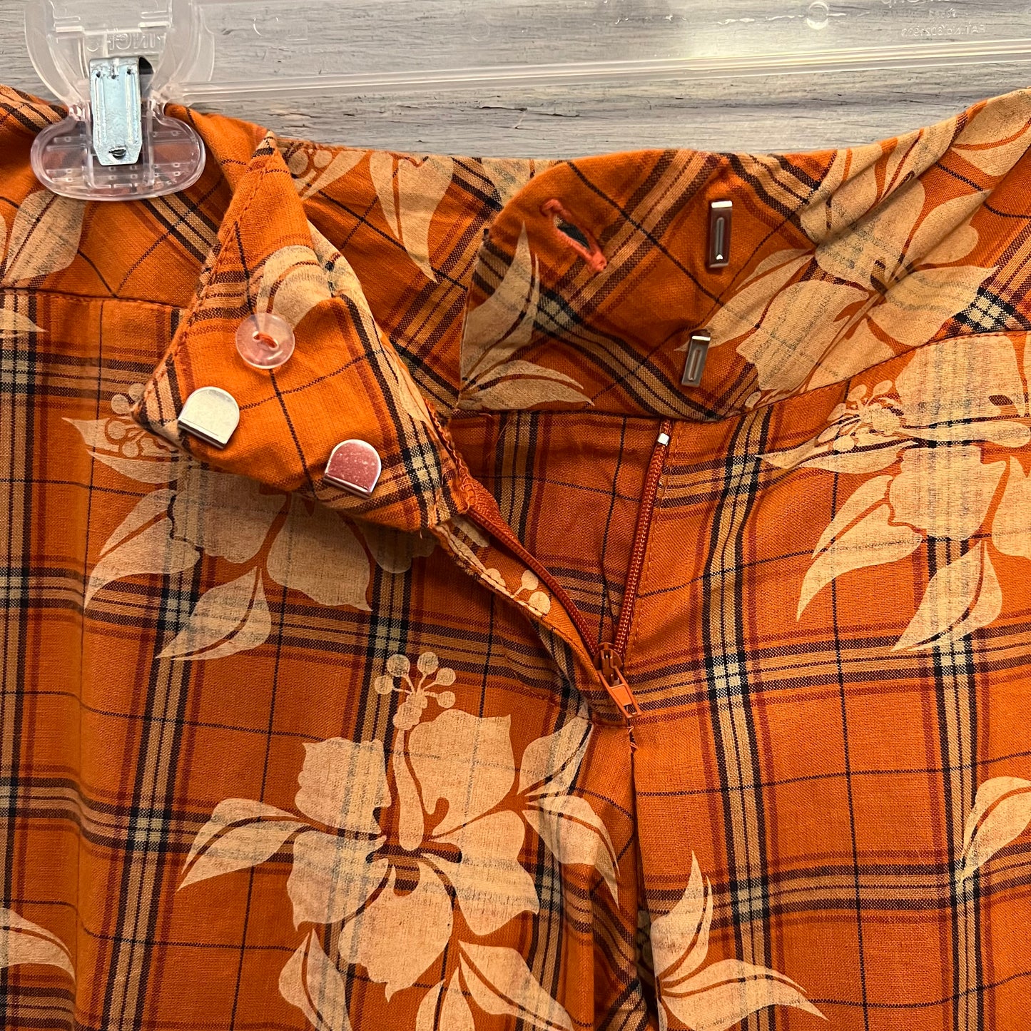 Fleurish 100% Cotton Tropical Plaid Bermuda Shorts Size 7 New with Tags