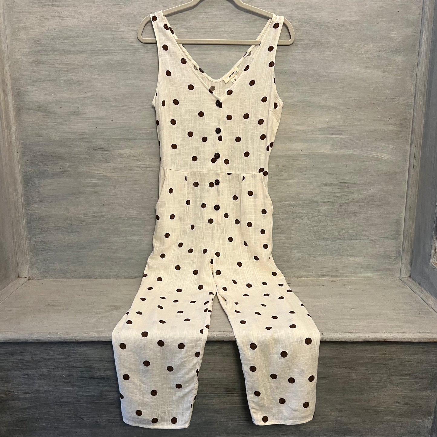 Monteau Los Angeles Cream Brown Polka Dot Vneck Jumpsuit Size Medium New with Tags