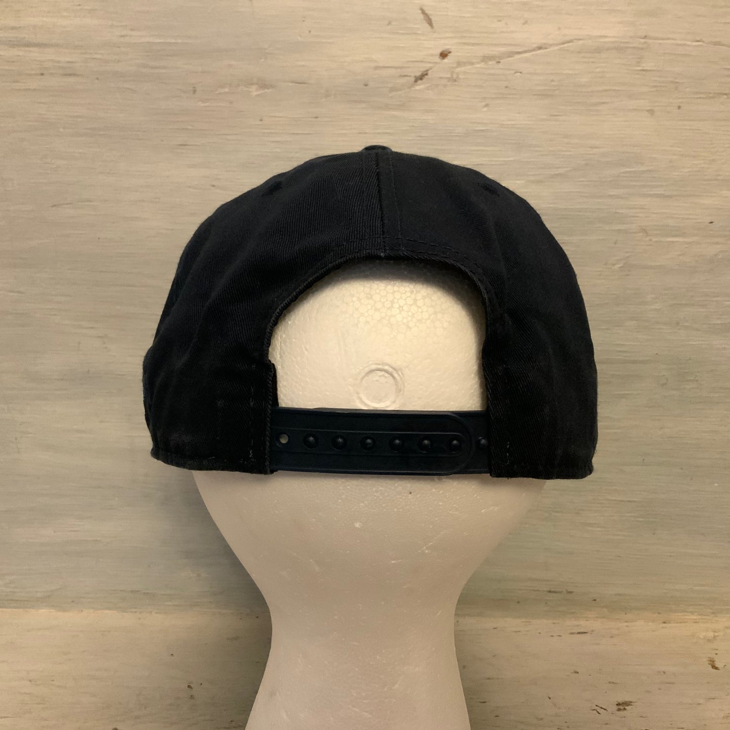 New Era On the Hook Fishwear 9Fifty Navy Embroidered Fish Snapback Ballcap One Size Fits Most Good Condition