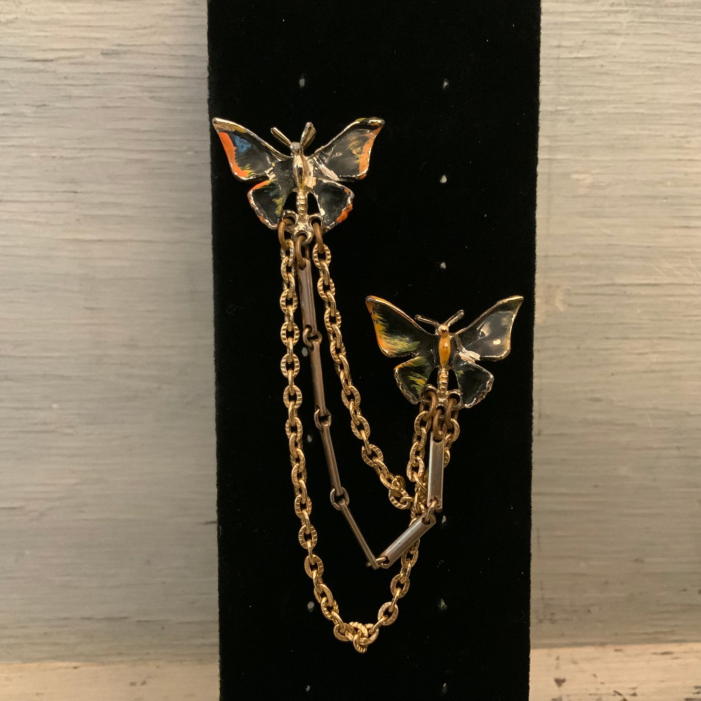 Vintage Gold Tone Multicolor Dual Butterfly Chatelaine Brooch Pin Good Condition