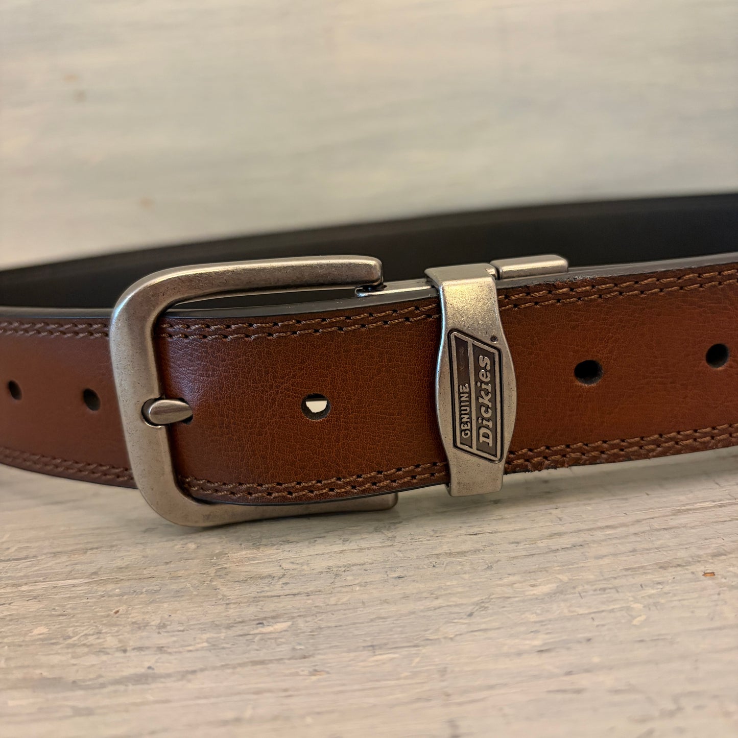 Dickies Reversible Black Brown Genuine Leather Belt Like New