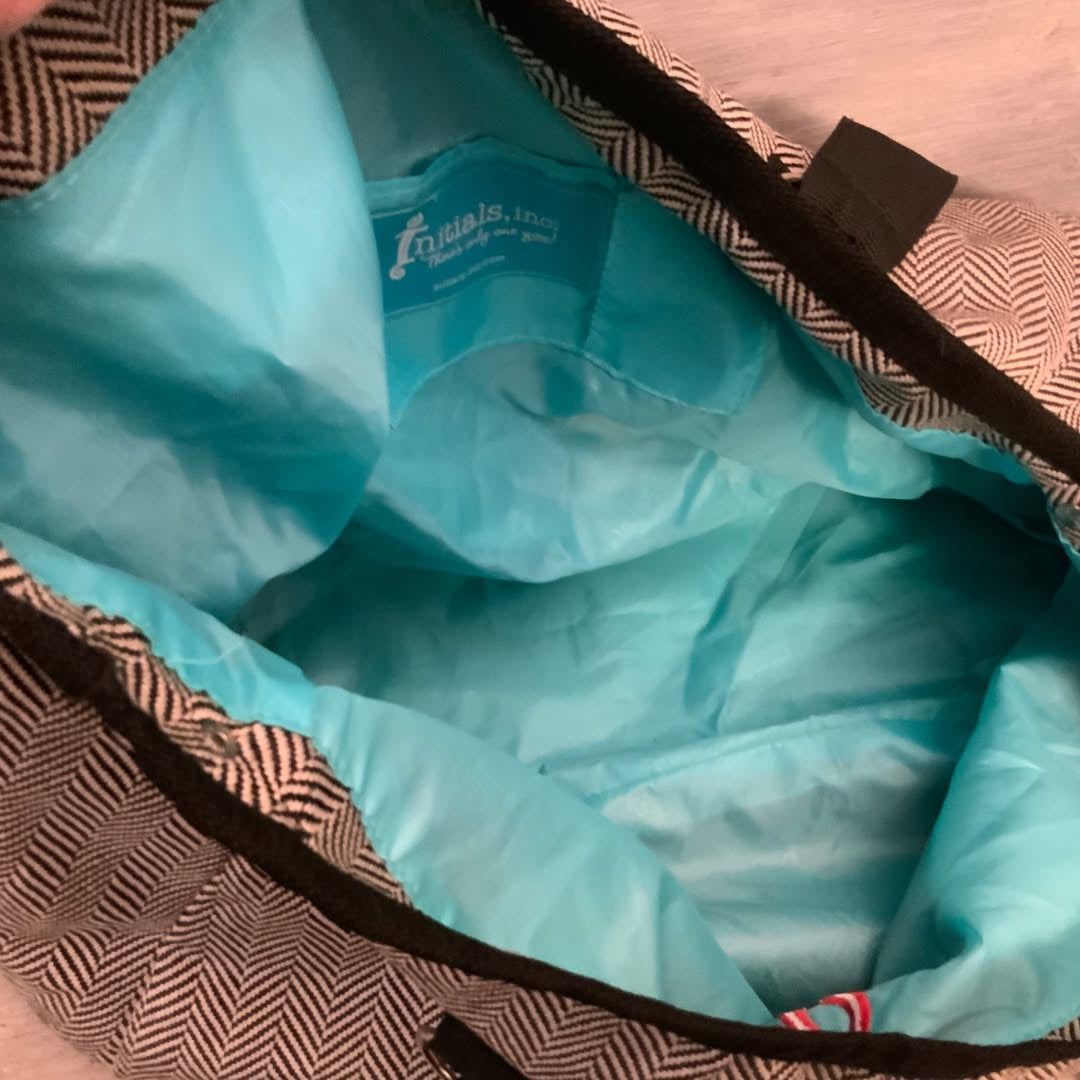 Initials, Inc Extra Large Chevron Tweed Overnight Weekender Travel Tote Bag Good Condition
