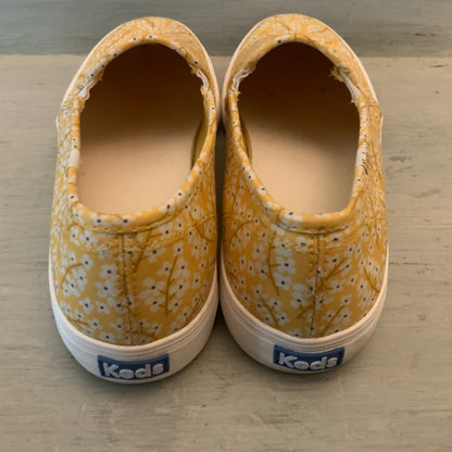 Keds Yellow Floral Print Canvas Slip On Fashion Sneakers Size 10 Good Condition