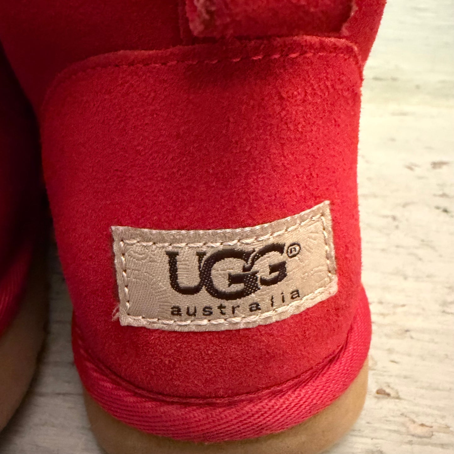 Ugg Australia Suede Leather Red Classic Mini Slip On Boots Size U.S 8 Good Condition