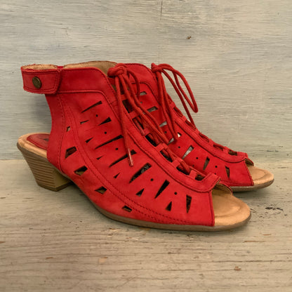 Earth "Kristen" Bright Red Nubuck Leather Gladiator Block Wedge Heeled Sandals 9.5 Good Condition