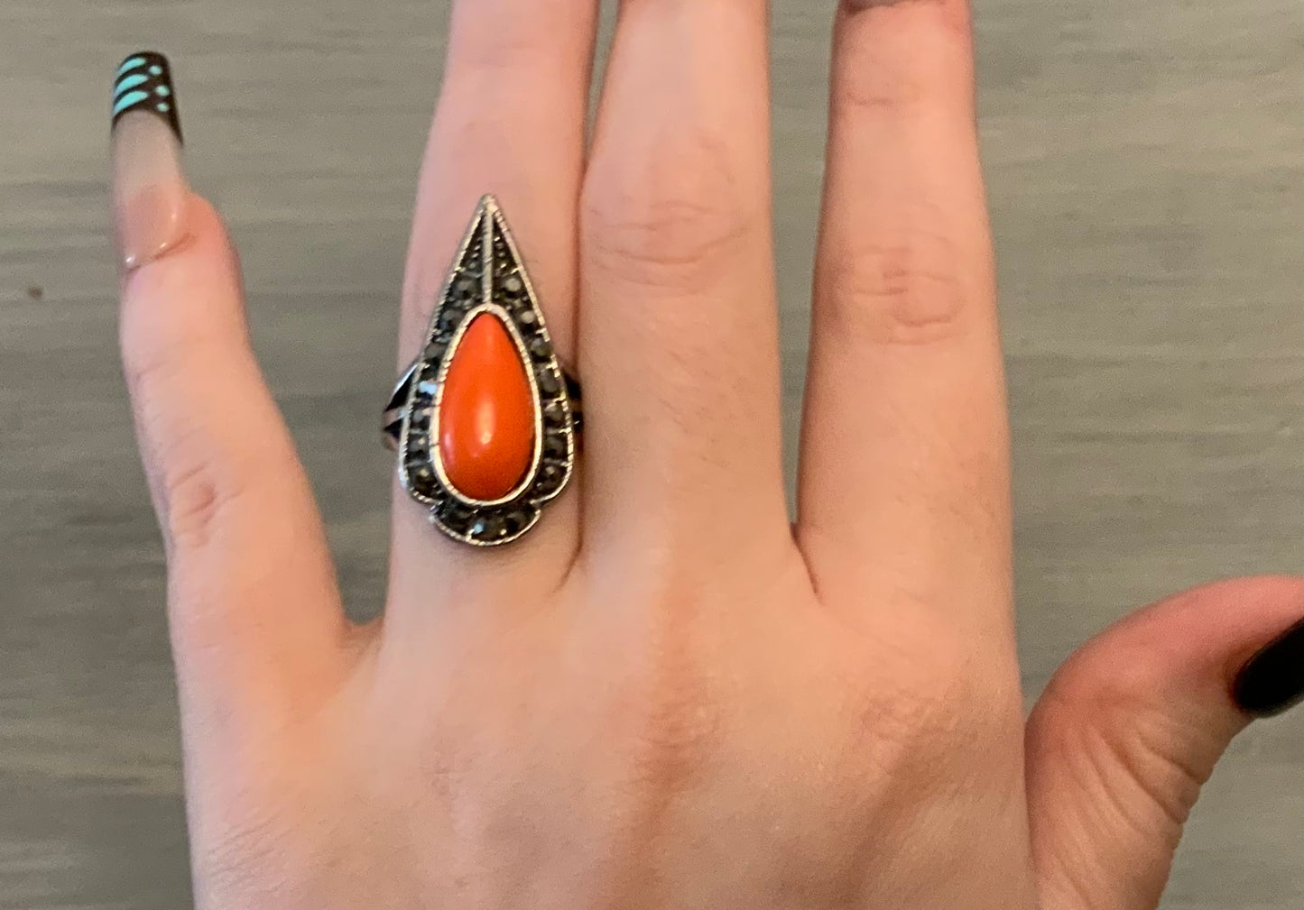 Art Deco Style Large Orange Tear Drop Shaped Stone Fashion Statement Ring Size 6.5 (U.S.) Good Conditoin