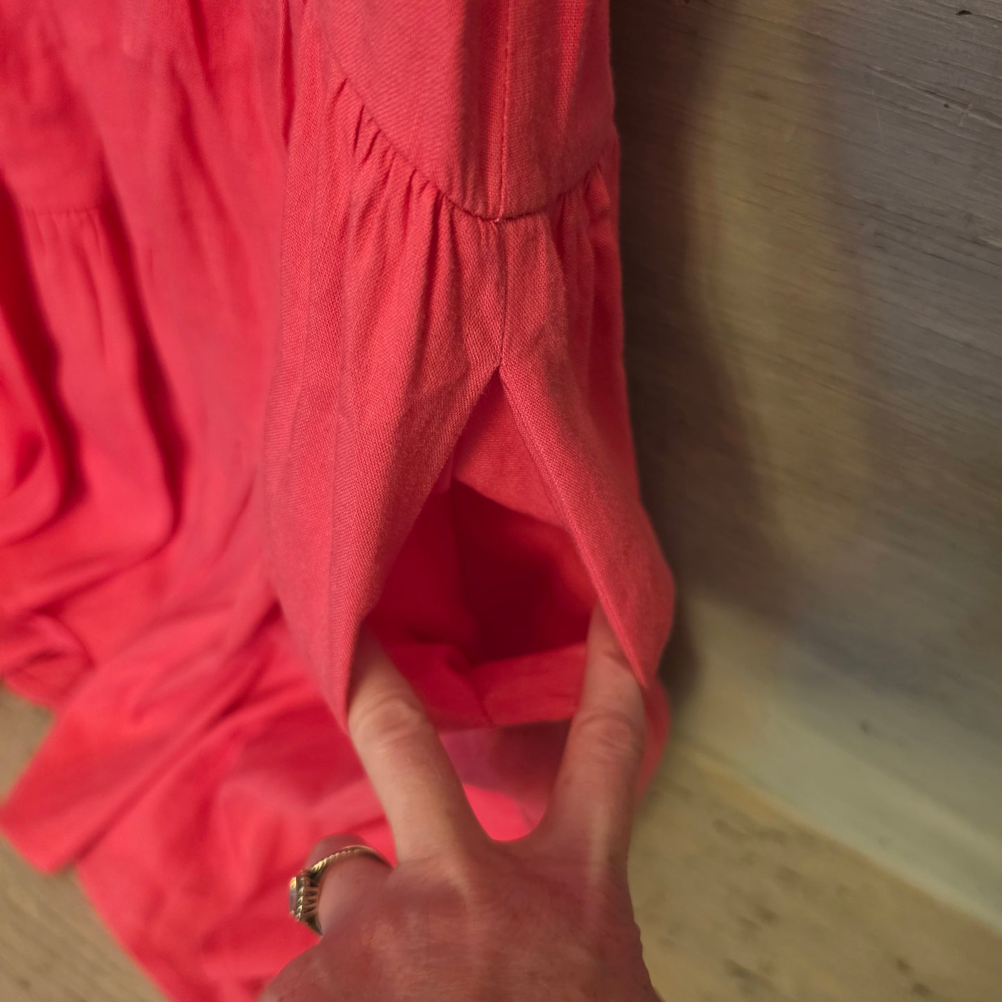 Antonio Melani Fuchsia Pink Vneck Aline Tiered Hem Knee Length Dress Size XL Good Condition