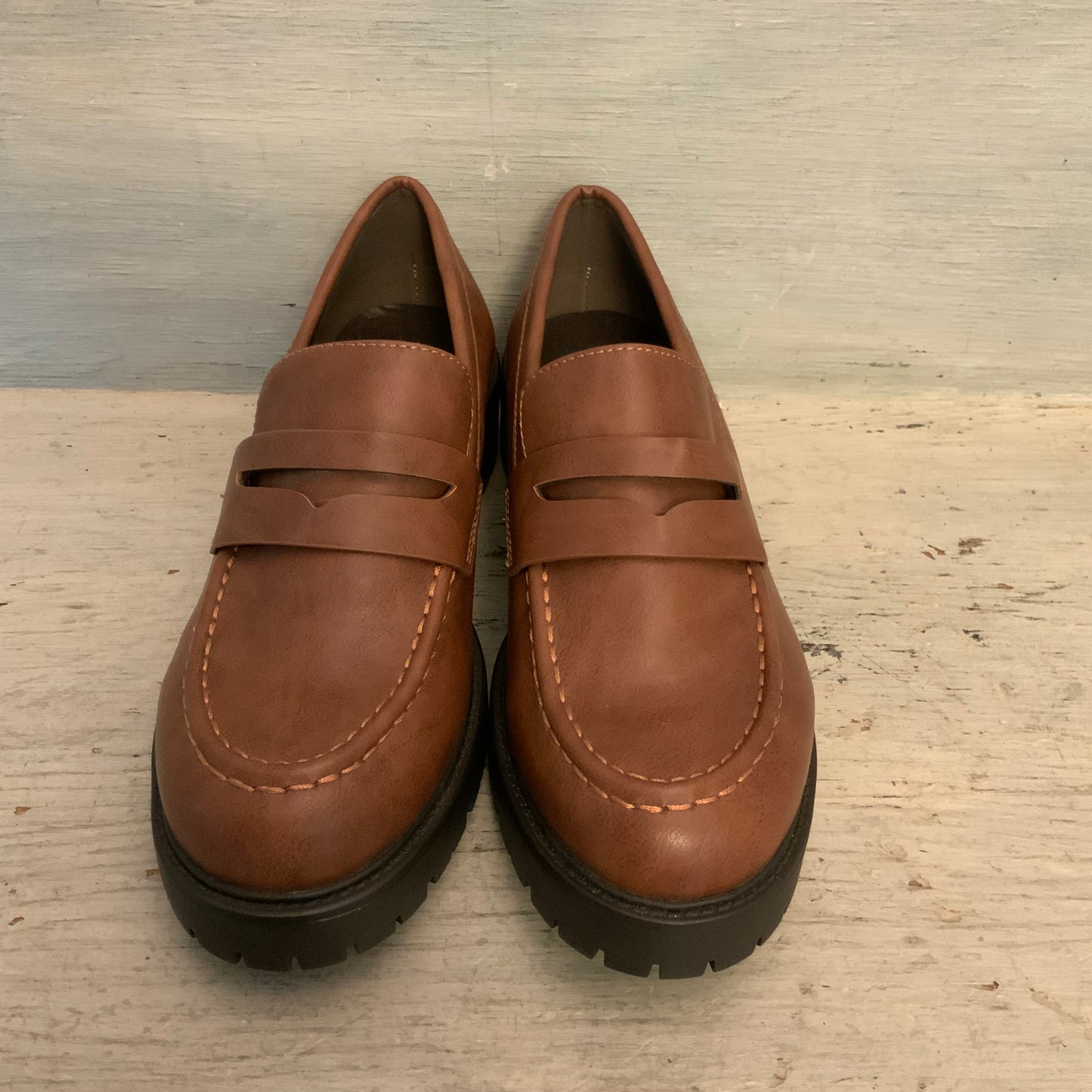 Soda "Hender" Faux Leather Brown Chunky Platform Penny Loafers Size 9 Like New