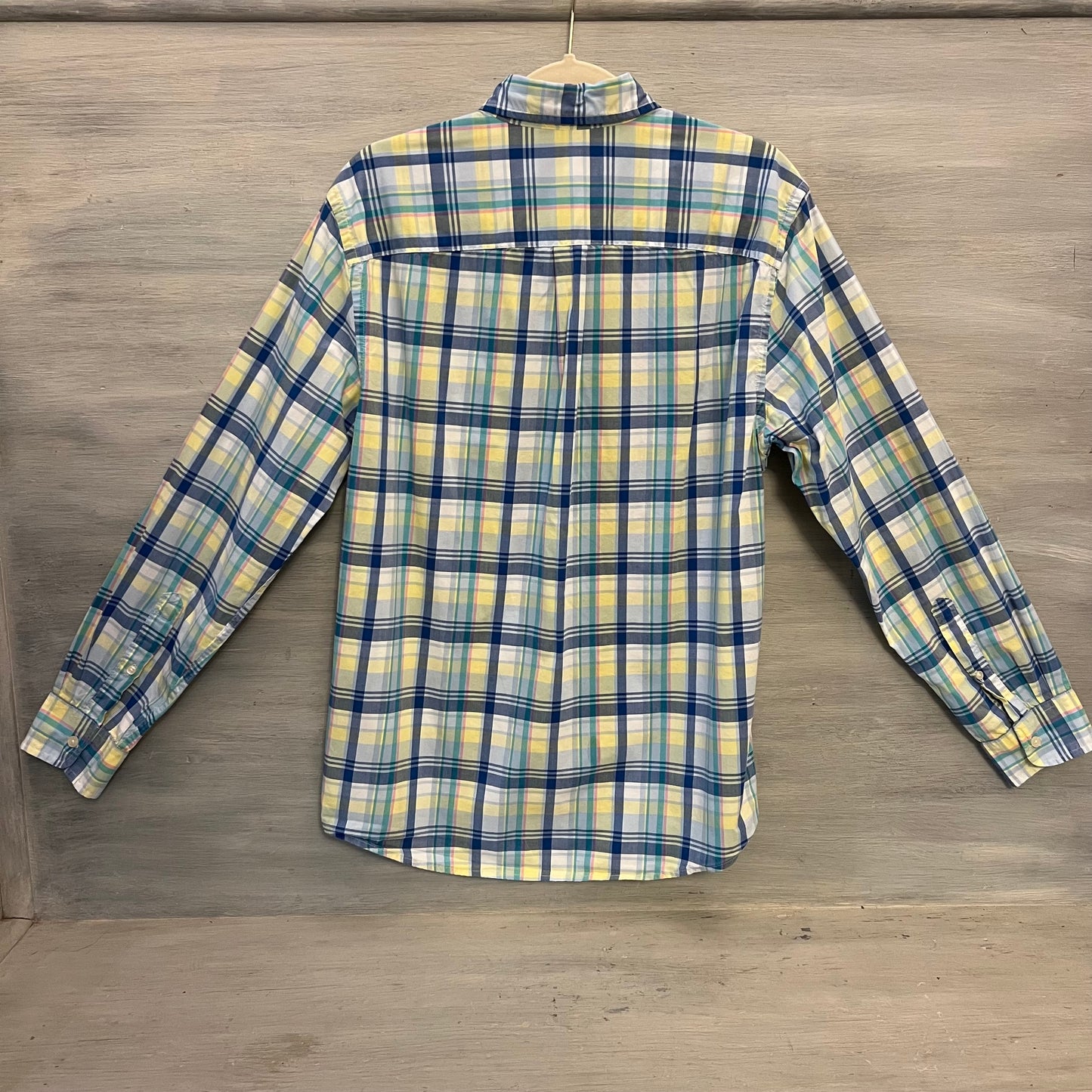 St. John’s Bay Comfort Stretch Pastel Plaid Button Down Shirt Medium Good Condition