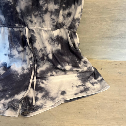 Anrabess Smokey Gray White Tie Dye Elastic Waist Romper Size 2XL Good Condition