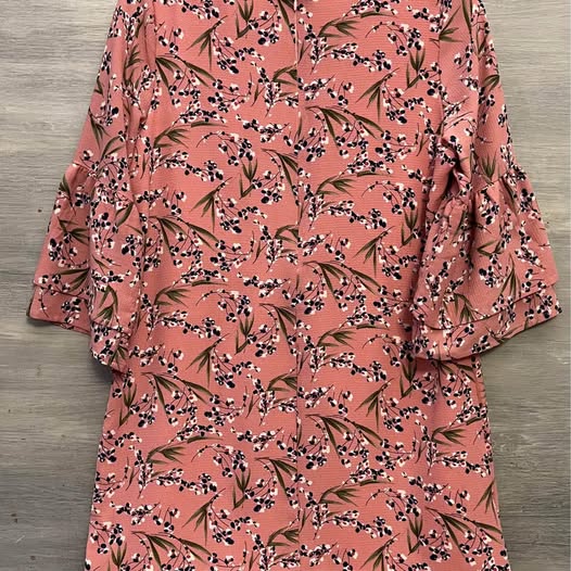 Belongsci Floral Above Knee Dress Medium Good Condition