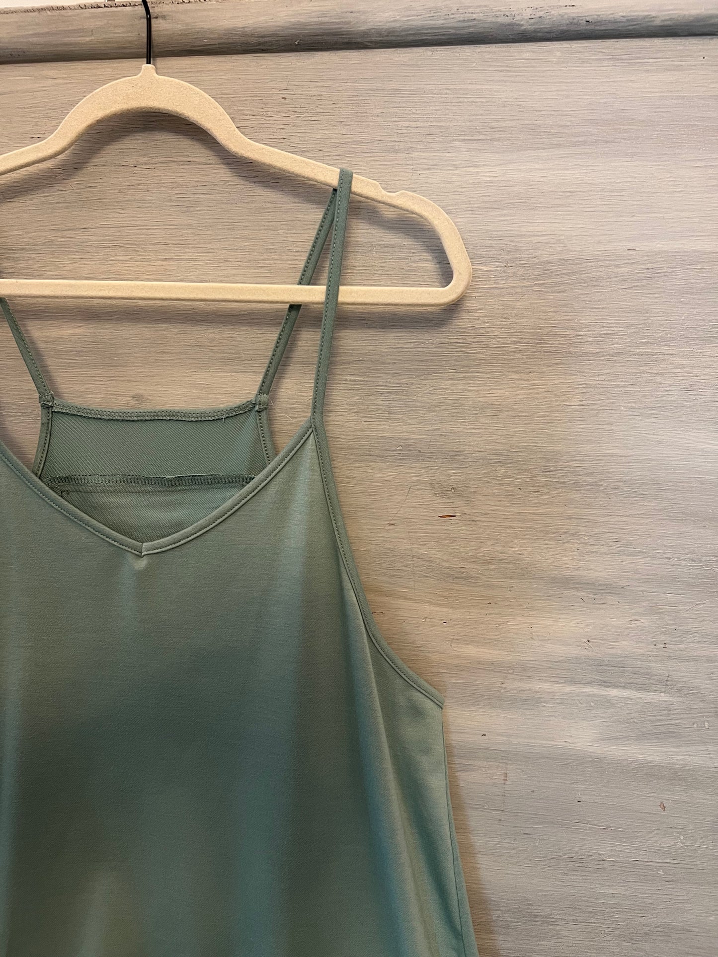 Seafoam Green Sleeveless Vneck Slouchy Racerback Jumpsuit Size Large Good Condition