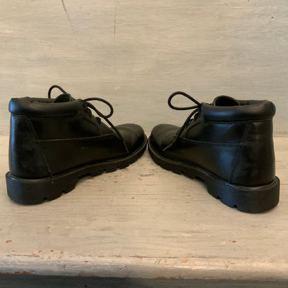 Timberland Women’s Genuine Black Leather Waterproof Chukka Boots Size 5 Good Condition