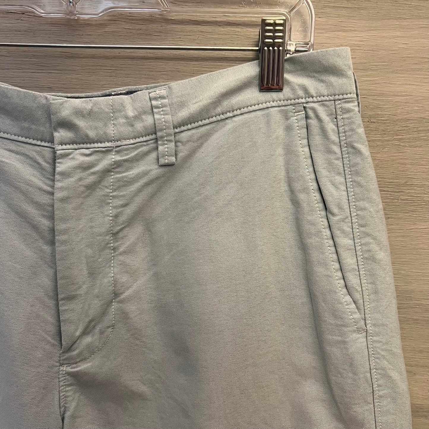 J Crew Club Pale Blue Flat Front Chino Shorts Size 32” Good Condition