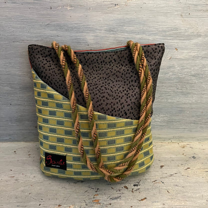 Scarlet Design Multi Pattern Fabric Yarn Handle Shoulder Bag Purse 10x10x4 Good Condition