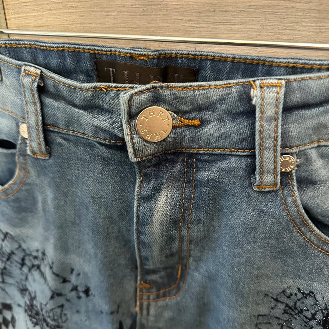 THRT 98% Cotton Jeans Graphic Design Ripped Knee Good Condition
