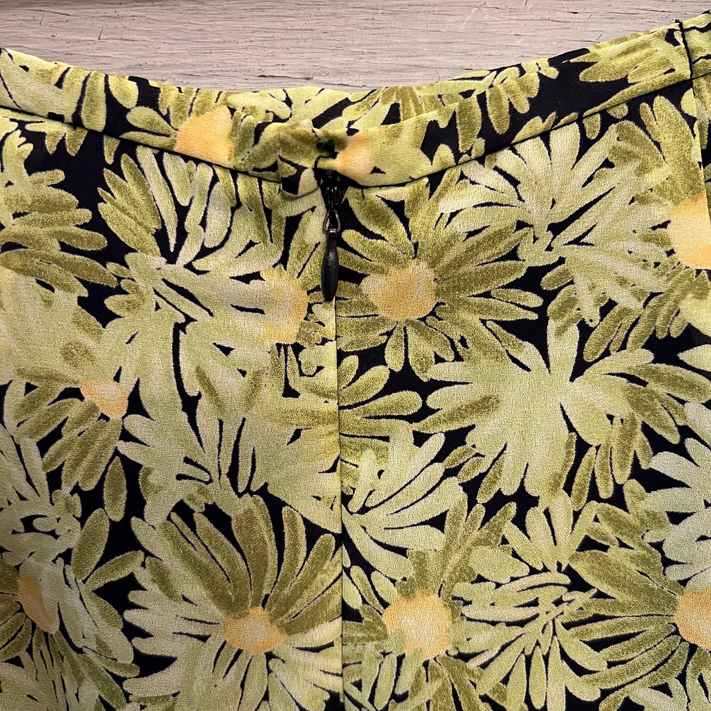 Vintage Norton McNaughton 2 Piece Daisy Print Blouse & Skirt Size 12 Good Condition