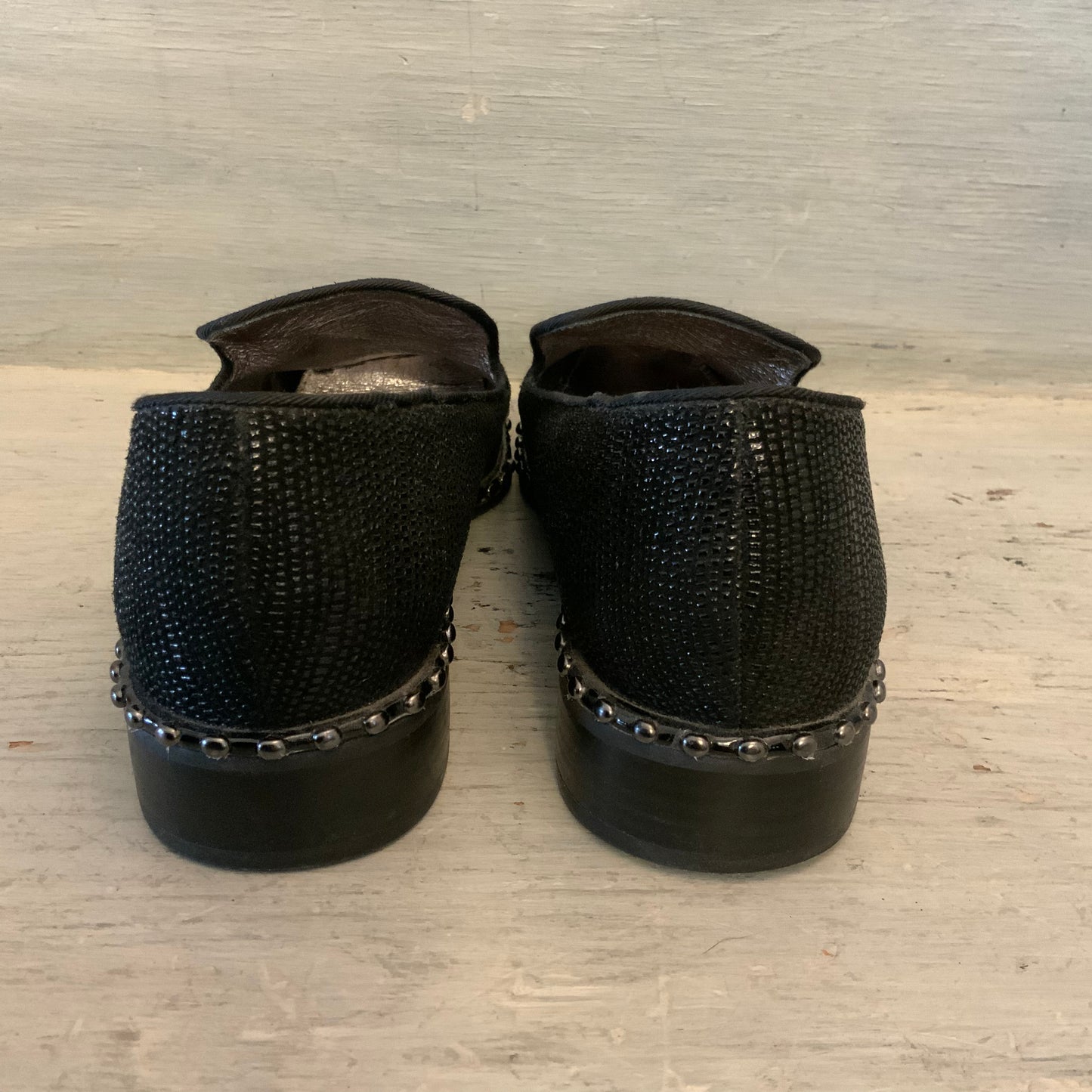 Adrianna Papell Prince Black Full Leather Studded Slipper Loafers Size 8.5 Good Condition