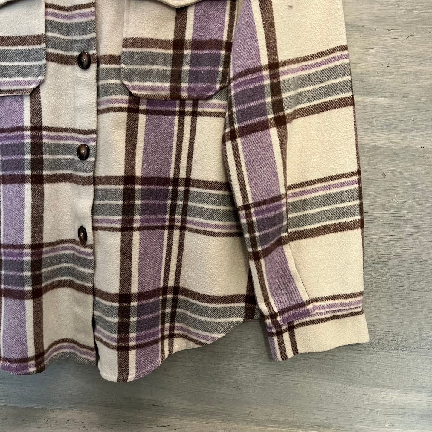 HYFVE Purple Cream Plaid Heavy Flannel Size Medium Good Condition