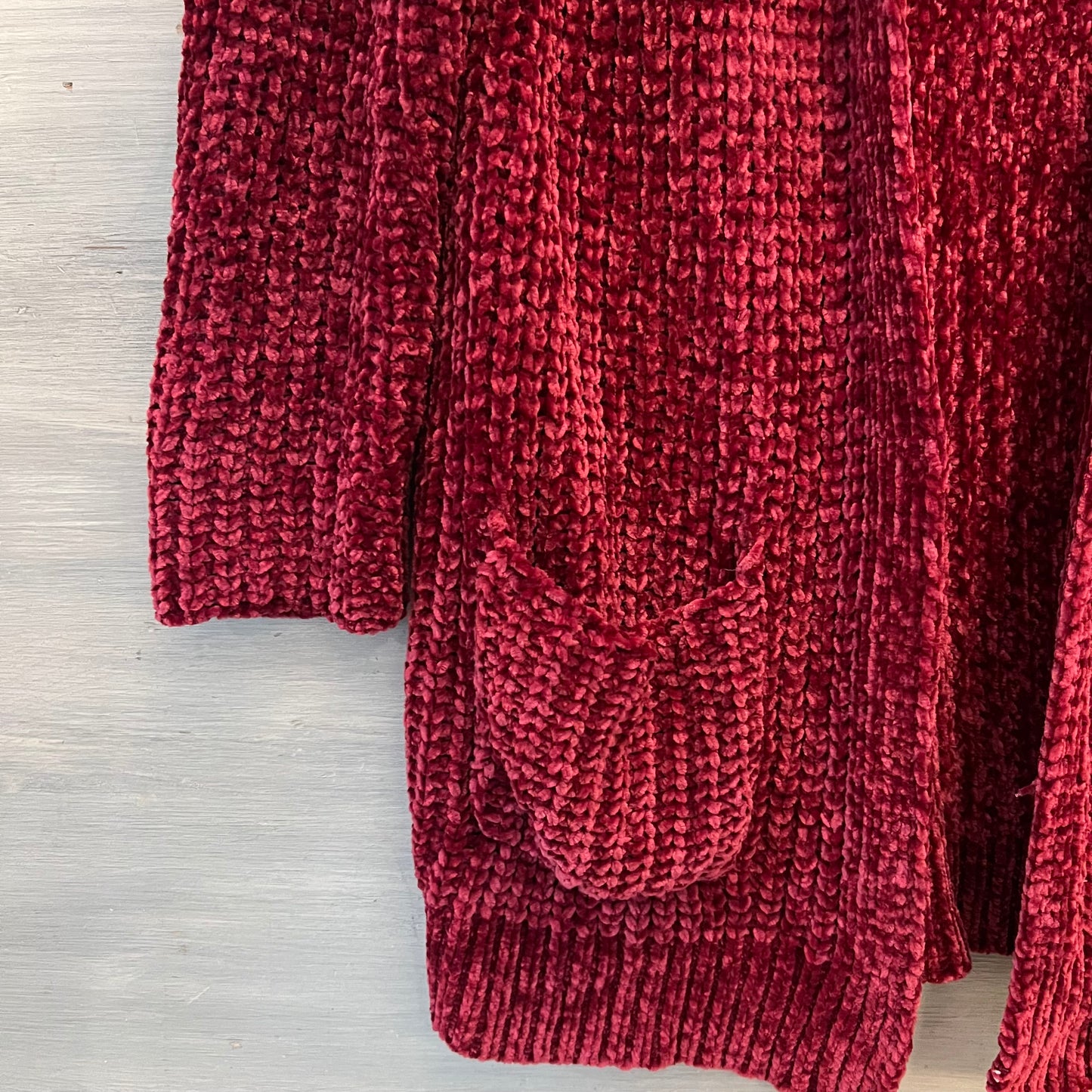 Listicle Burgundy Wine Chenille Knit Cardigan Sweater Size Small Good Condition
