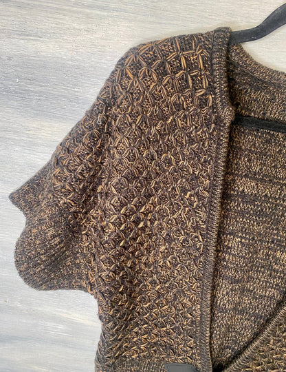 Dress Barn Black Orange Faux Leather Closure Wide Short Sleeve Cardigan Sweater Medium Good Condition