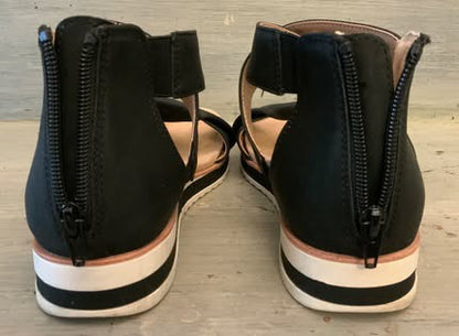 LifeStride Velocity 2.0 Black Faux Leather Gladiator Sandal Open Toe Zip Back Size 9.5 Good Condition