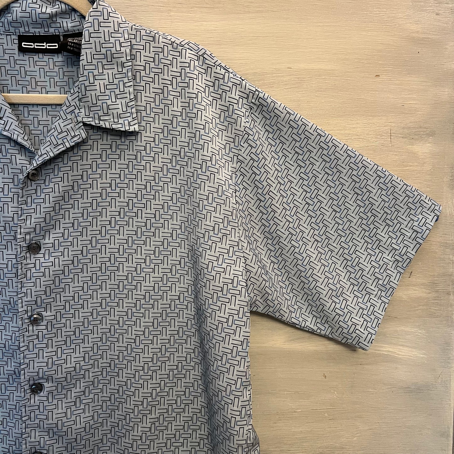 ODO Pale Blue Graphic Print Short Sleeve Button Down Shirt XL Like New