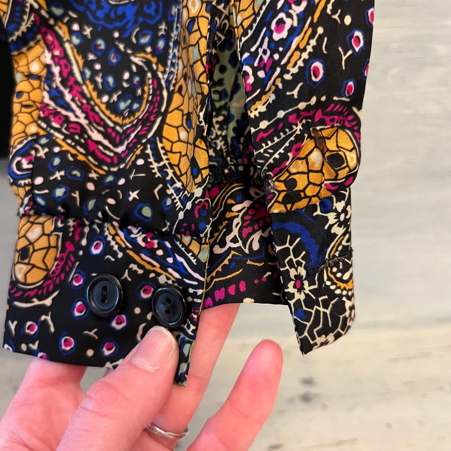 Vintage 80's Judy Bond Paisley Print Collared Button Down Blouse Size 16 Good Condition