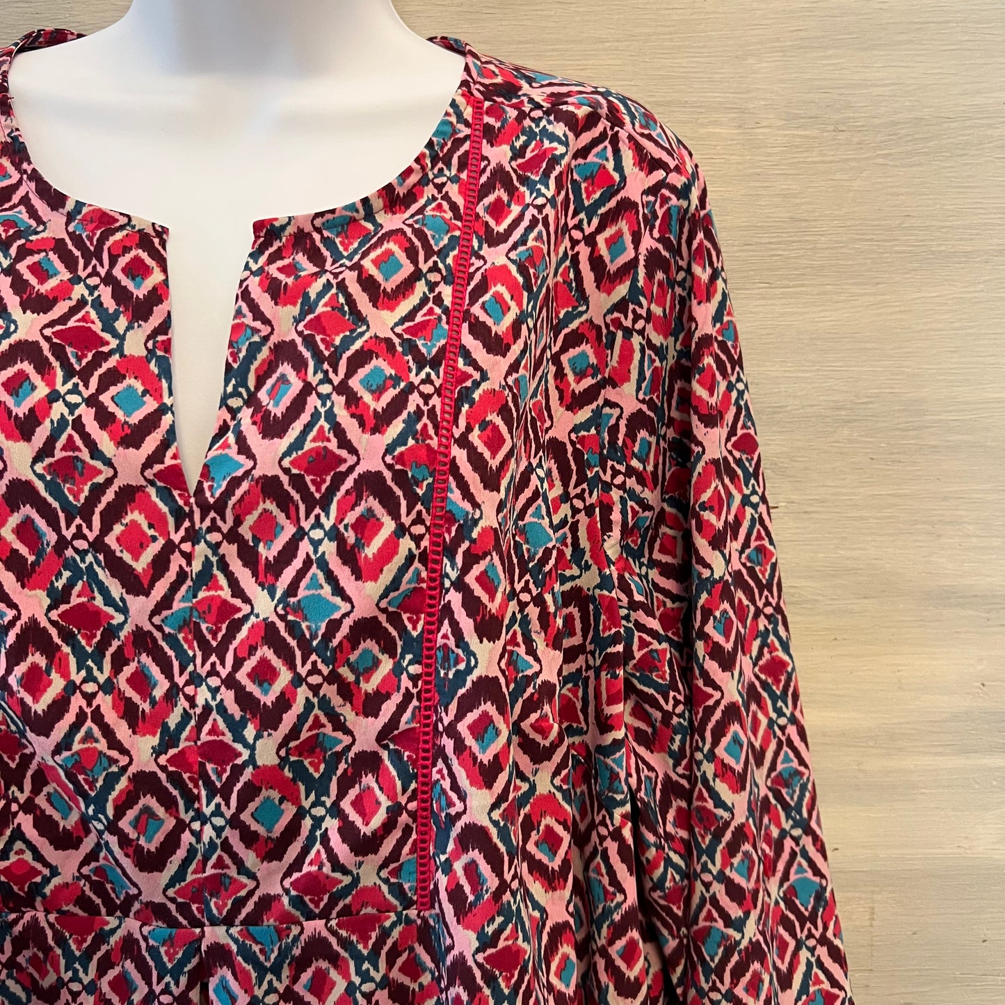 Lane Bryant Geometric Abstract Print Lightweight Tunic Top Blouse Size 18/20 Good Condition
