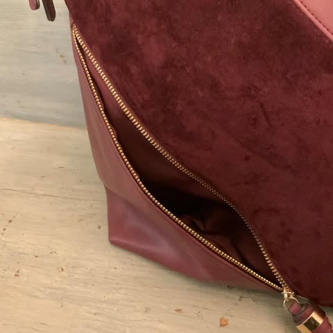 Sondra Roberts Squared Burgundy Faux Suede Leather Shoulder Bag Like New
