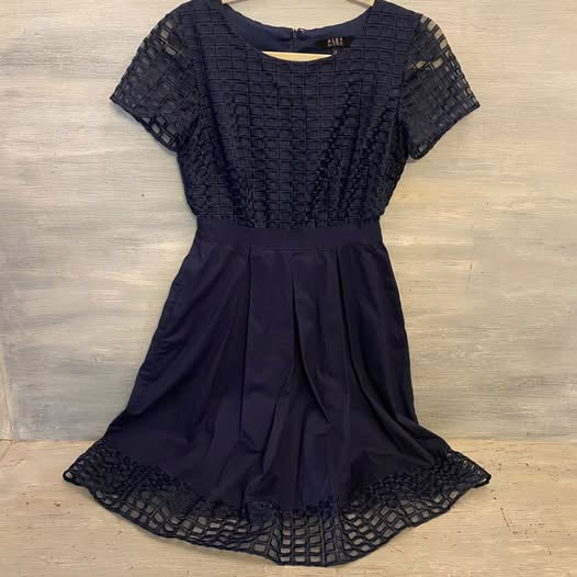 Alex Marie A Line Pleated Waist Navy Blue Dress Size 4 Like New